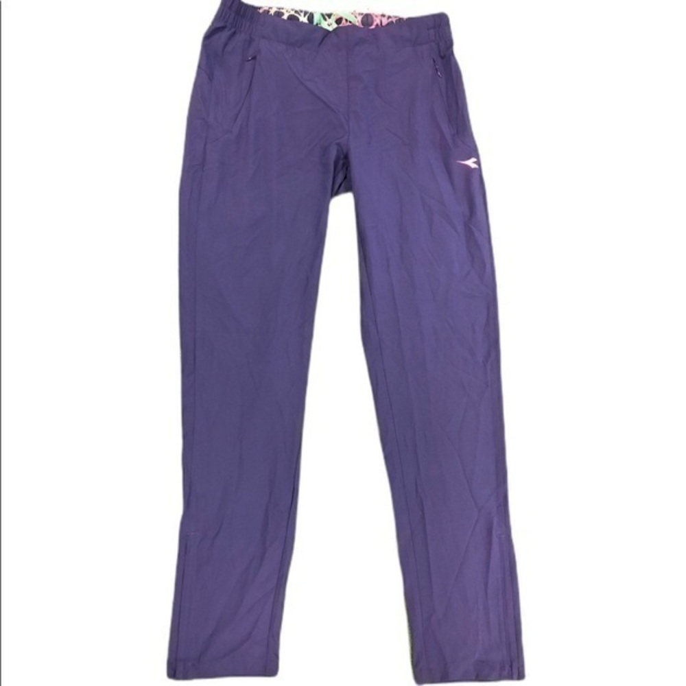 NWT Diadora activewear pants, lightweight stylish
